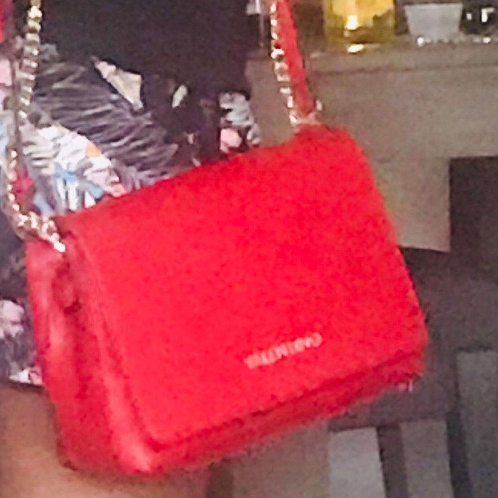 VALENTINO RED HEART  BNWT - Picture 7 of 10